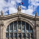 Spacious & Lovely Flat-Up To 8 Guests-Paris 10