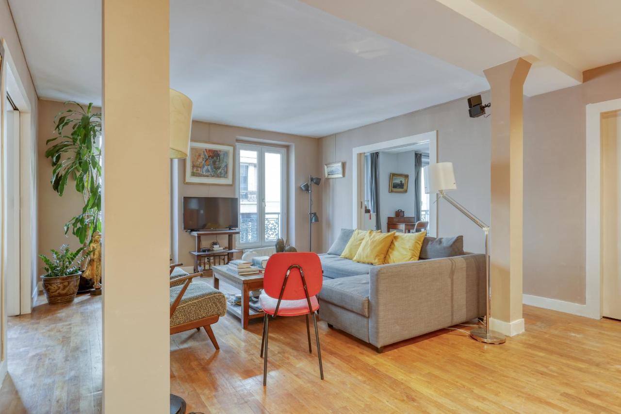 Spacious & Lovely Flat-up To 8 Guests-paris 10 * Paris
