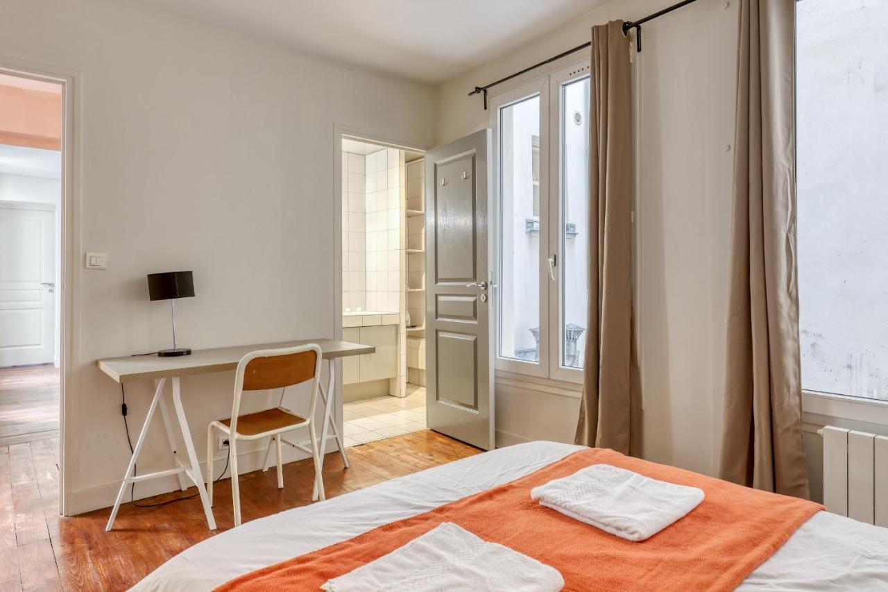 Apartment Spacious & Lovely Flat-up To 8 Guests-paris 10